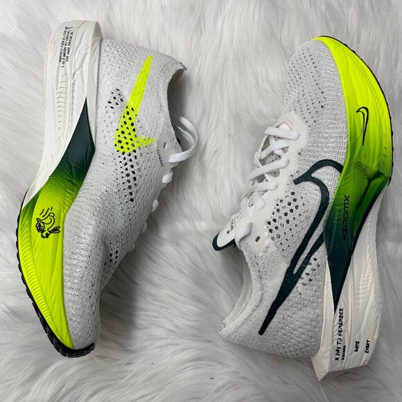 Nike ZoomX VaporFly Next% 3 Mens Running Shoes White FZ4017-100 VNDS Sz 6 main image 6